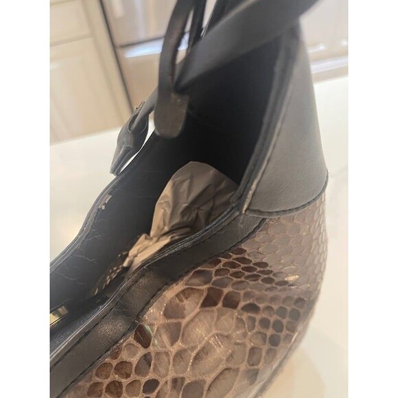 Large London fog hobo shoulder bag - Picture 9 of 10